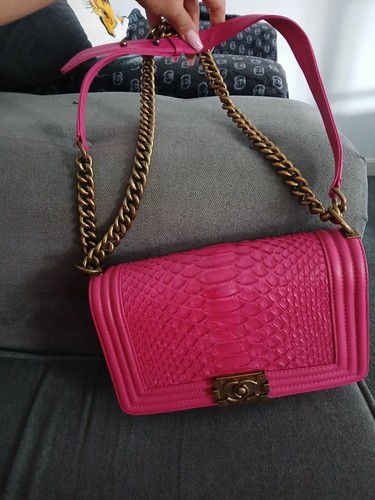 Ladies Chanel Pink Sholder Bag Snake Skin Effect Excellent Condition