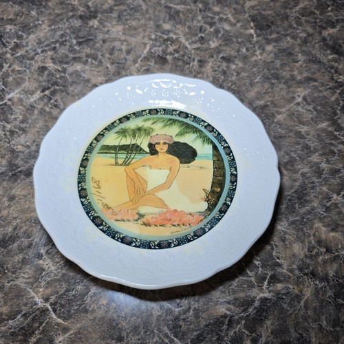 Signed Diana Hansen Young Collectible Plate