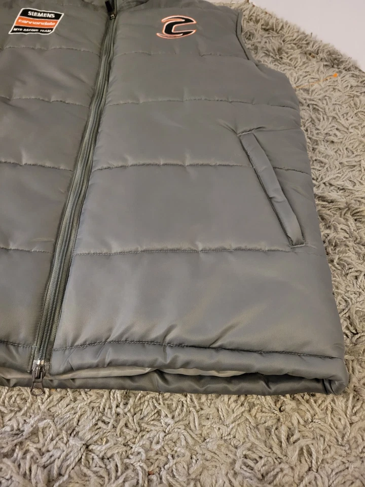 Rare CANNONDALE MTB RACING TEAM SEIMENS Insulated Vest FULL ZIP ~Medium~ - Image 3 of 4