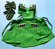 TONNER GREEN BAKERS APRON & MITTENS FOR 16