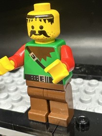 Lego Forestman 4 Minifigure cas010 6024 6079 Castle Dark Forest No Hood
