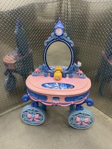 disney princess cinderella dressing table Disney Princess Cinderella Vanity 40 Tall X 29 Long $30.00 for Sale in Houston, TX
