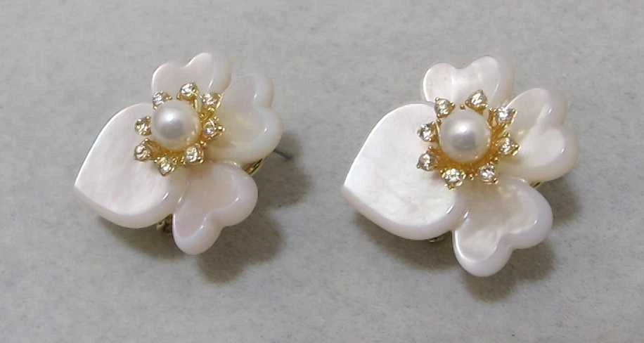 Серьги KATE SPADE с драгоценными анютиками позолоченный жемчуг фианит 1 дюйм 98 долл. США NOC изогнутая стойка - Изображение 4 из 4