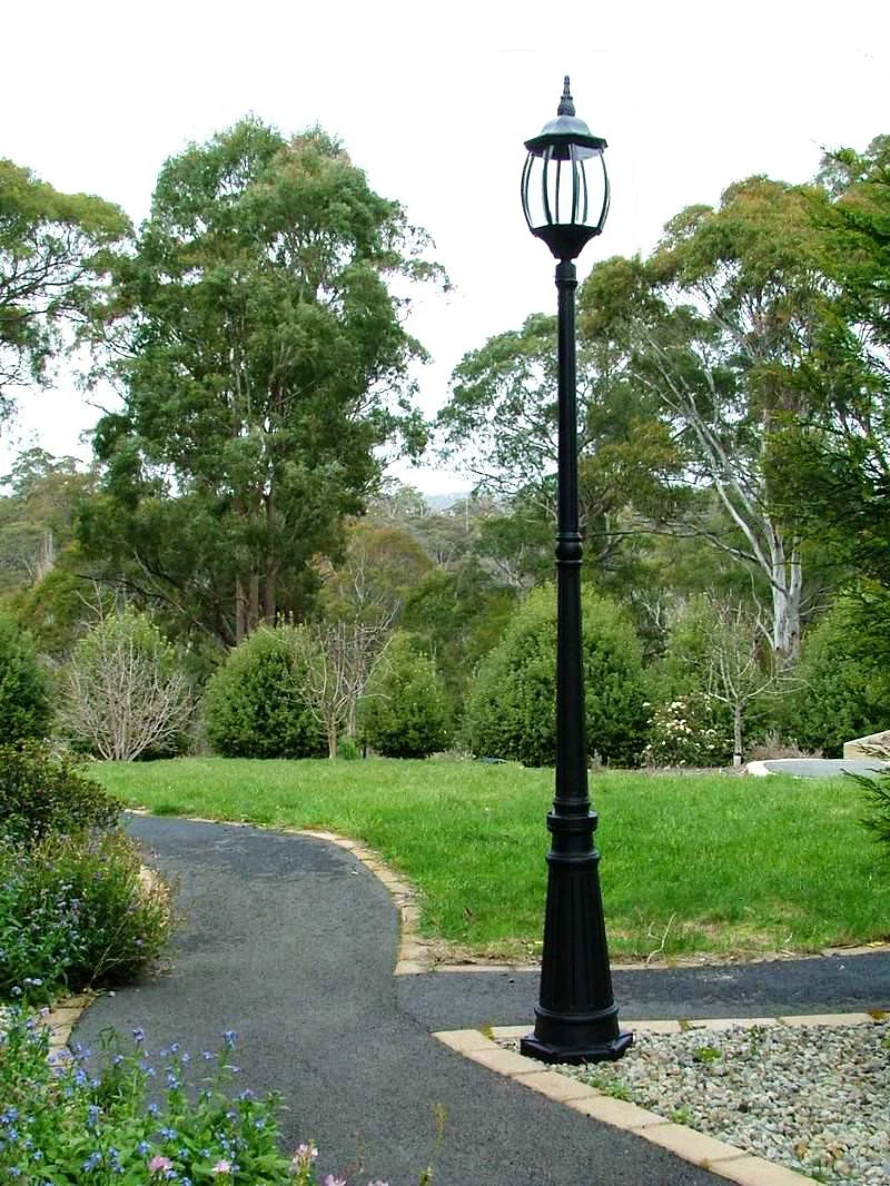 New Ivory Deene Glass Victorian Black Outdoor Garden Lamp Post Driveway Light