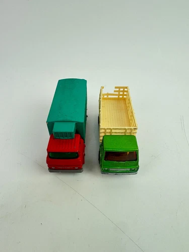 Vintage Matchbox Lesney No. 44 Refrigerator Truck & 1976 Cattle Truck NO. 71