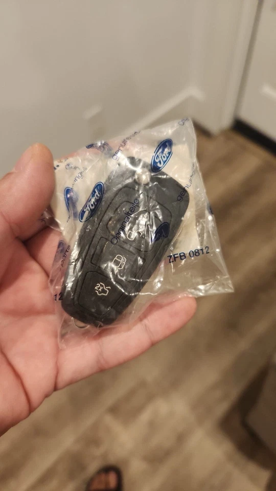 Nuevo llavero Ford OEM para C-max Focus Mondeo Galaxy S-max 2010-2015 Foto 2 de 4