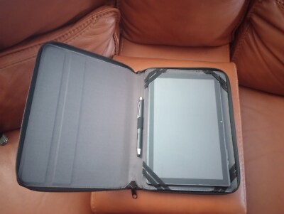 10.1 in Android Tablet PC Touch Screen Quad Core 4GB RAM 32 GB ROM Dual Camera