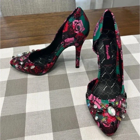 Betsey Johnson Betseyville Tahini Rose Floral High Heel Pumps Rhinestones US 7 - Image 2 of 4