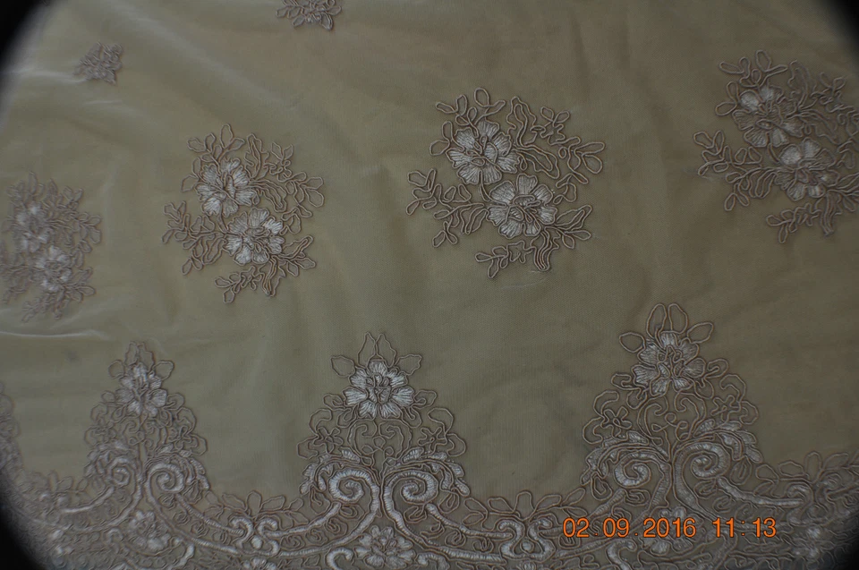 Corded lace, peach, 110 cm, sold by the meter - Image 2 of 2