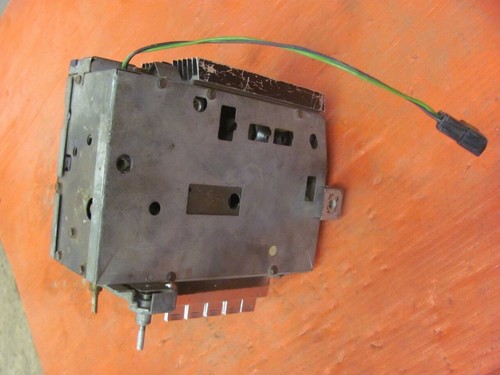Original 1964 64 Corvette AM FM Radio - Picture 9 of 9