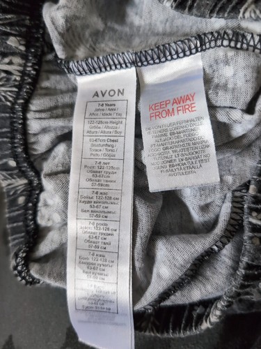 Girls Avon Winter Bear Pyjamas. Age 7-8 years - Picture 5 of 5