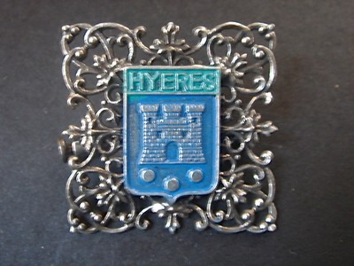 BROCHE VILLE DE HYÈRES FILIGRANÉE VINTAGE Années 70 - Neuf Vieux Stock