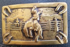 Western Americana Brass Belt Buckle Horse Horseshoe Motif 4 x 2.5 Inch