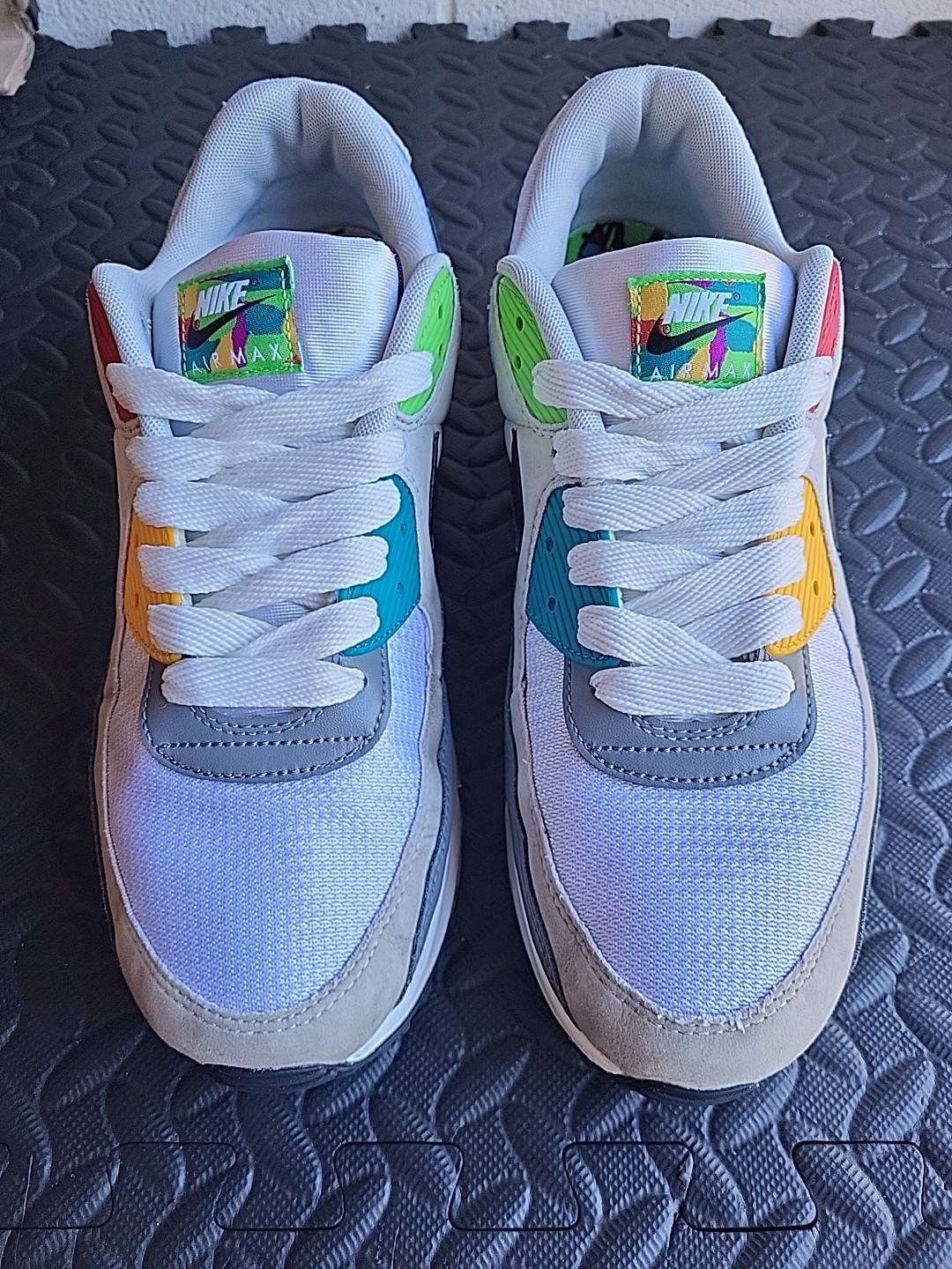 Nike Air Max 90 Peace, Love, Basketball Sneakers Size13 Preowned VG