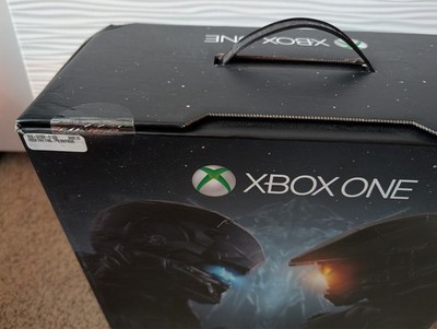 Microsoft Xbox One Halo 5: Guardians Limited Edition 1TB Black