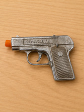 Kilgore Hawkeye 50-Shot Cap Gun Vintage Toy Pistol