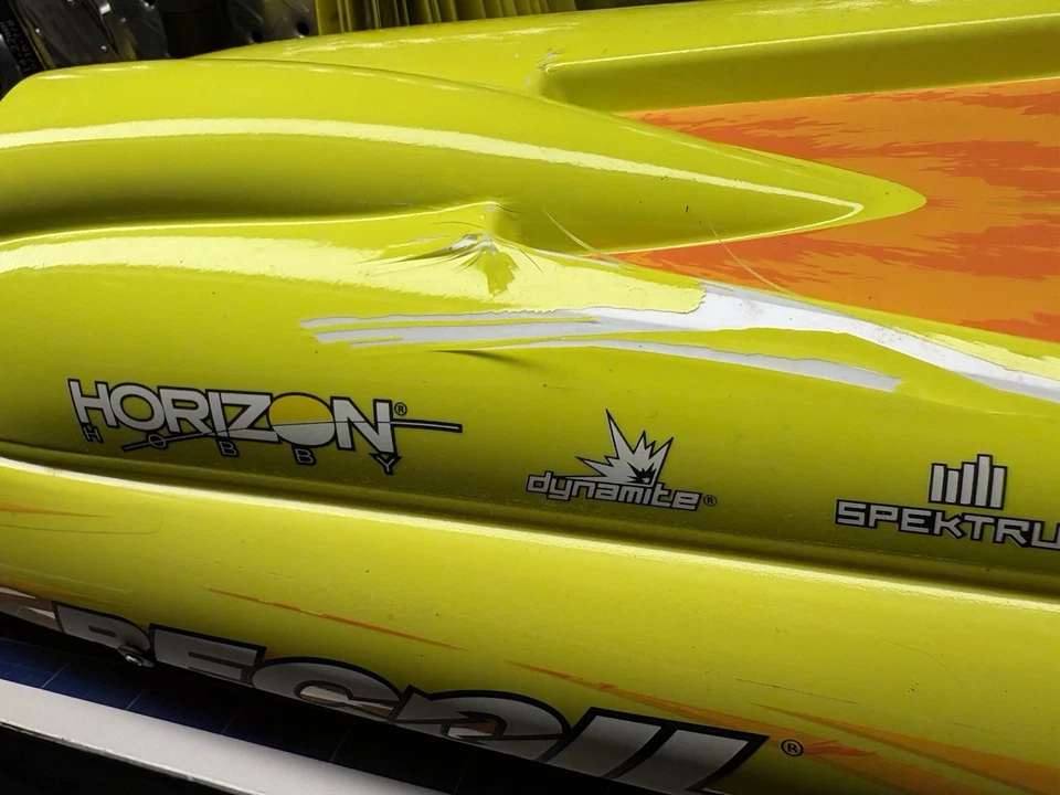 PROBOAT RECOIL 26 BOAT: PreOwned / Don’t Know Battery Is Good / Other Wise RTR - Image 4 of 4