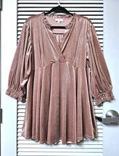 3/4 mauve velvet studs detail top XL