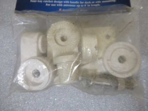 N34B Shakespeare 4186-U Adjustable Nylon Ratchet Mount OEM New Factory Boat Part - Picture 2 of 3