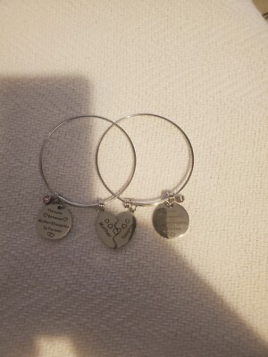 2pcs/Set Broken Heart Bracelet. Mothers Day