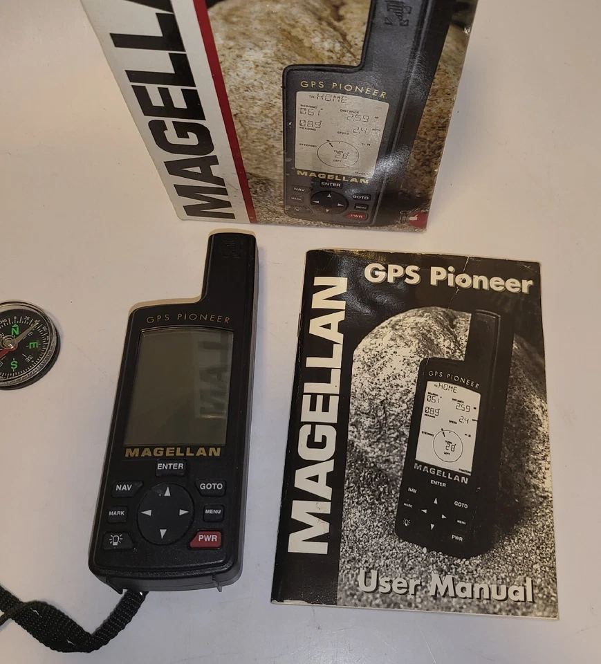 MAGELLAN GPS PIONEER SATELLITE NAVIGATOR HANDHELD TAIWAN - FOR PARTS NOT WORKING - Image 2 of 4