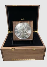 10 Kilo Big Silver Maple Leaf Royal Canadian Mint 99.99% Ten Kg ULTRA RARE RCM