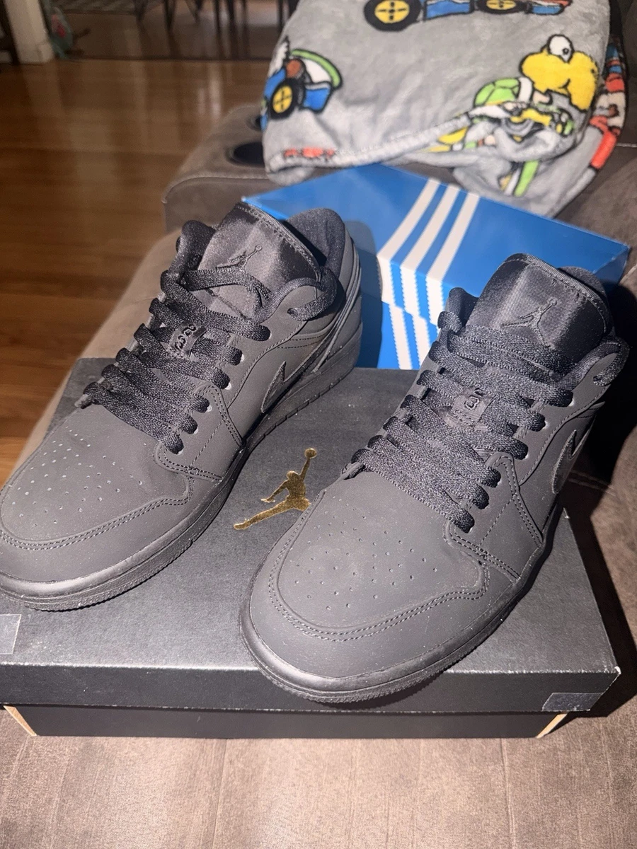 Jordan 1 Low Triple Black - 553558-056 for Sale | Authenticity