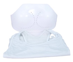 Women's Plastic Fencing Sports chest protector & Nylon Spandex Cover Size Small