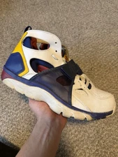 Nike Air Trainee Huarache White Regency Amarillo Men’s Size 10 Used No Box