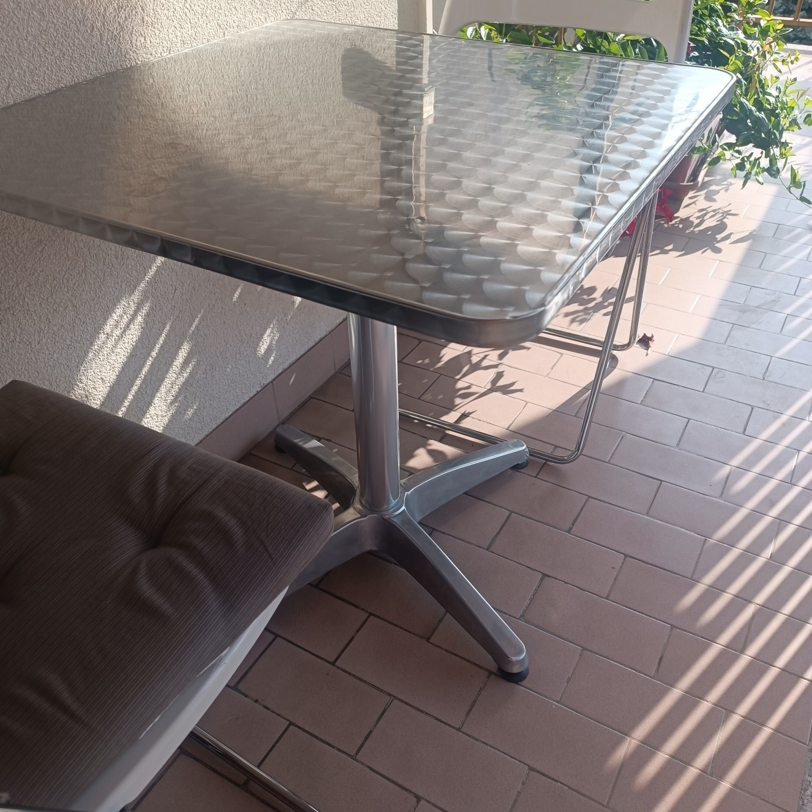 Tavolino Acciaio 60x60cm  alto 70 cm piedini regolabili