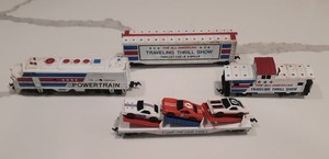 Bachman HO Scale The All American Engine, Freight,Caboose and Hauler with 3 cars