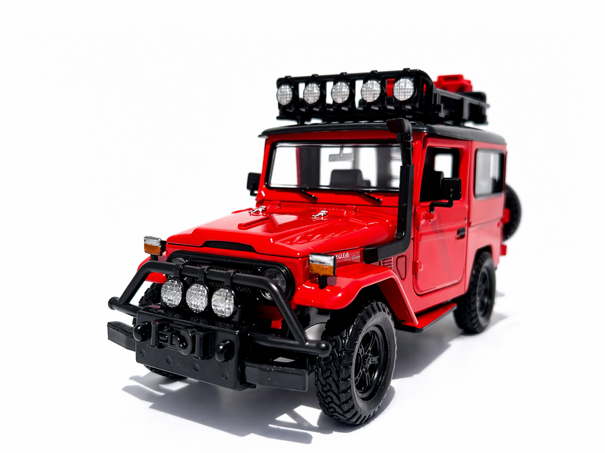 Toyota FJ40 Land Cruiser 1:24 Diecast Red 4x4 Overlander Motor Max