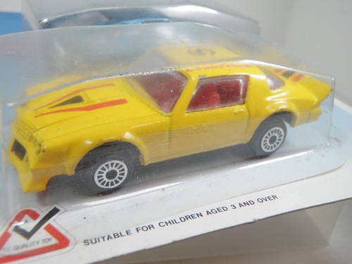 Zee 7 cars lot: 4 diff Porsche on TC Toy Factory Dynawheels cards. Hong Kong. - Bild 4 von 12