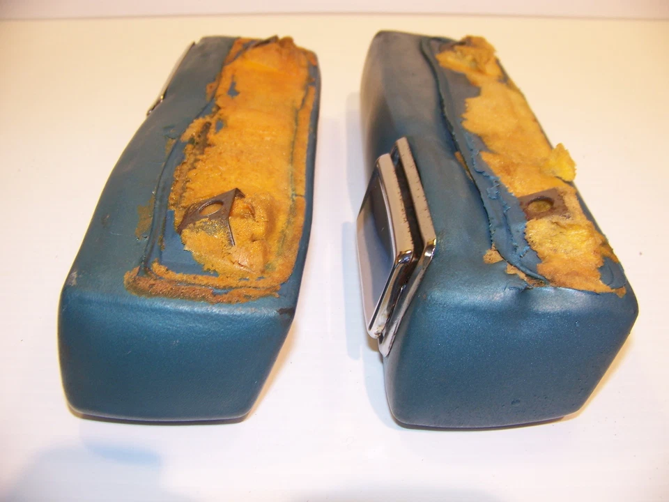 1966 - 70 PLYMOUTH DODGE REAR ARMRESTS BLUE SATELLITE CORONET BELVEDERE 67 68 - Image 3 of 4