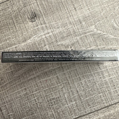 Bobbi Brown Instant Pretty Eye Shadow Palette 6 Colors - Picture 7 of 11