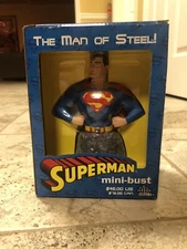 SUPERMAN: DC Direct Mini Bust - The Man of Steel