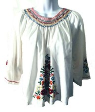 VTG 1970s Pretty white cotton Multicolor floral embroidered peasant blouse M