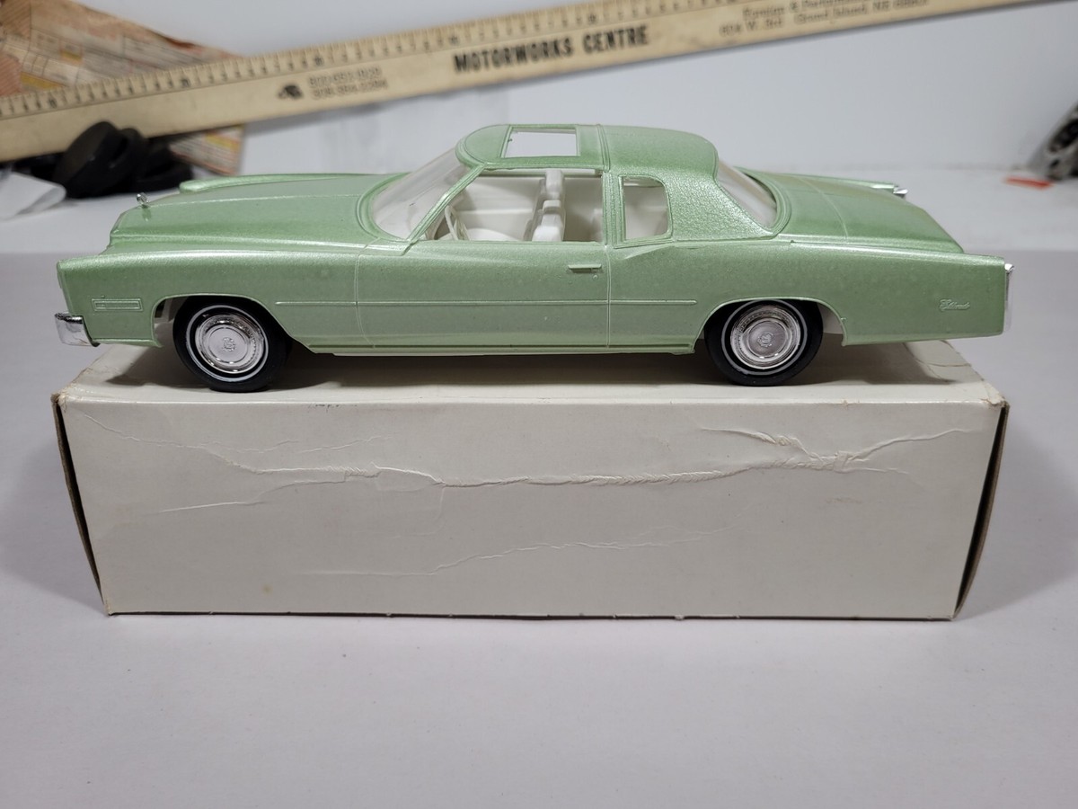 JoHan 1975 Cadillac Eldorado Lido Green Dealer Promo Car with