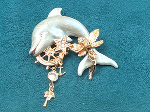Kirk's Folly Costume Jewelry Dolphin Pin w. Nautical, Faerie Theme: 2.5" x 2.25"