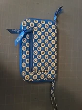 Vera Bradley Zip Around Wallet/Wristlet. Rivera Blue, RETIRED pattern Mint!