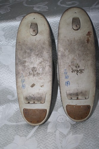 Lot of 6 Vintage JAPANESE Geta Wood CLOGS Zori Okiso SANDALS & Tabi SOCKS 23 cm - Picture 7 of 19