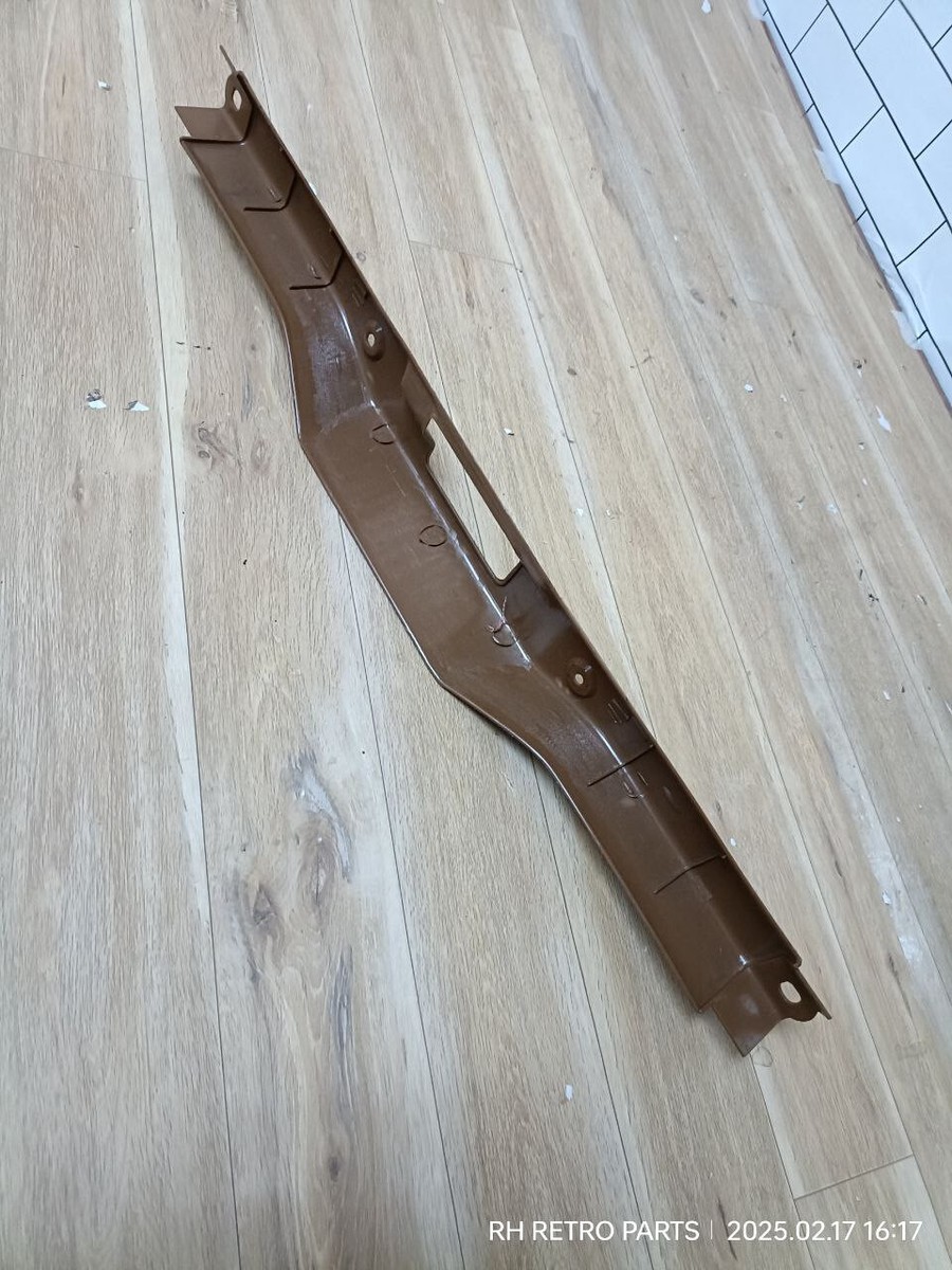 Toyota Starlet KP61 Rear Deck Trim Center Cover Brown Genuine 1984