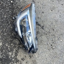 2018 - 2019 Subaru Ascent Right/Passenger Side Headlight  OEM 84001XC00A 152