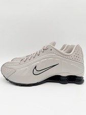 Nike Men's Shox R4 Size 9.5 College Grey Black IH0265-009