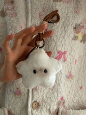 New fluffy star plush keychain, cozy charm, in beige white