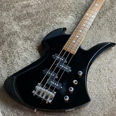 B.C. Rich Mockingbird Bass 4-Saiter E-Bass Lindenholz Ahorn Hals gebraucht