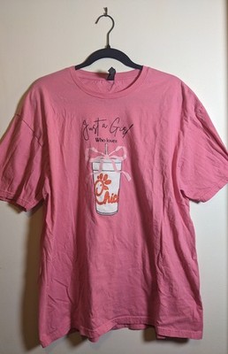 Gildan Chik Fil A Hot Pink Novelty Crewneck Girly T-Shirt sz XL