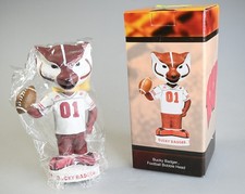 2002 Wisconsin Badgers Bucky Football Bobblehead In Box