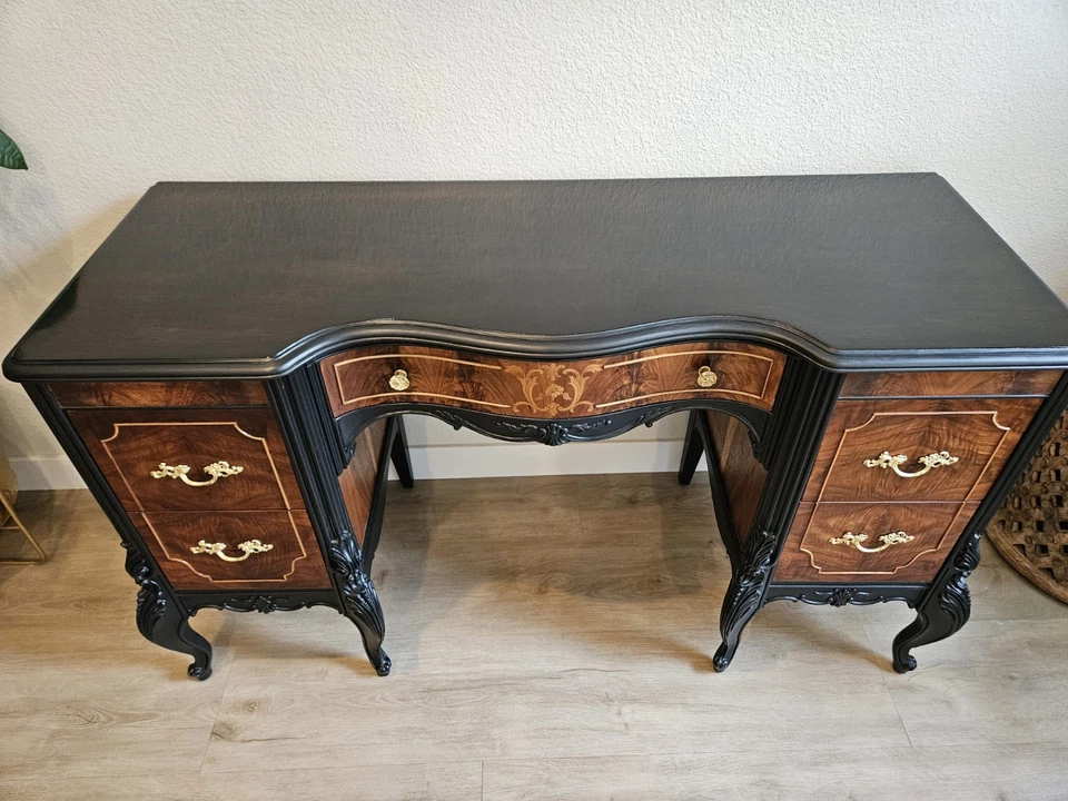 Antique Inlaid Desk – Restored with Black Accents – Berkey & Gay Era  - Image 2 of 4