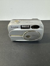 Fujifilm FinePix 2650 Digital Camera 2.0MP Tested Silver